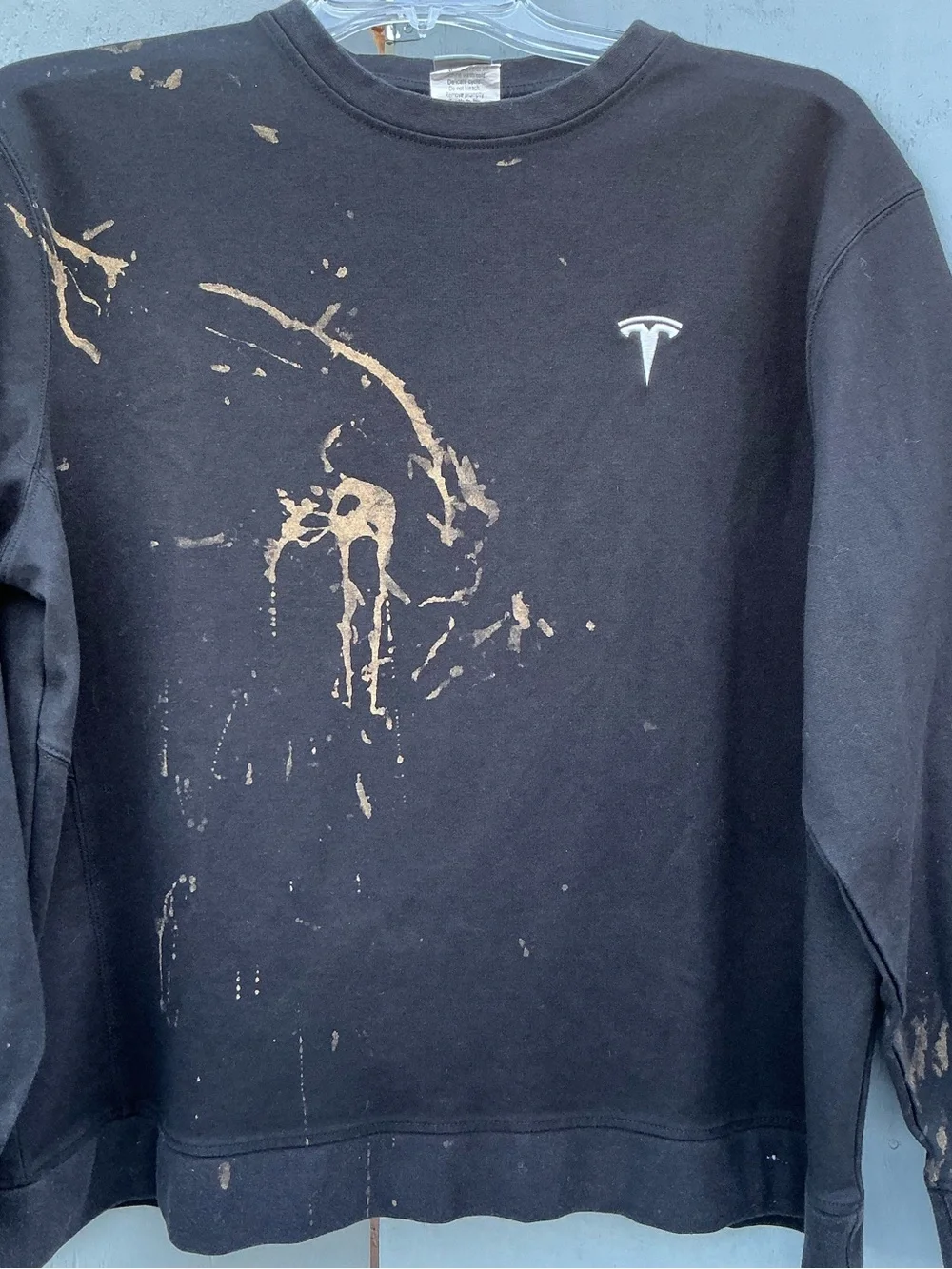 Tesla Mens Crewneck Sweater Black Distressed Size Extra Large